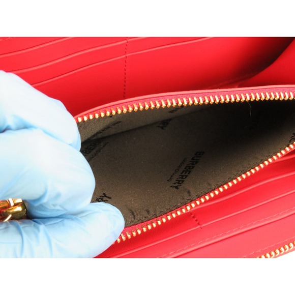BURBERRY ELMORE RED LOGO EMBOSSED LEATHER ZIP AROUND CLUTCH CONTINENTAL WALLET - Picture 9 of 15